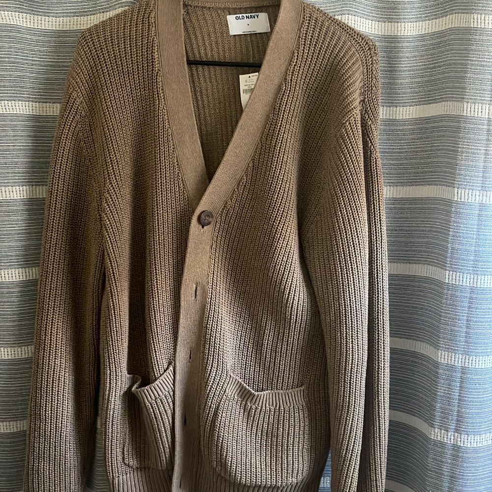 NWT tan chunky cardigan 
Very nice - Picture 2 of 4
